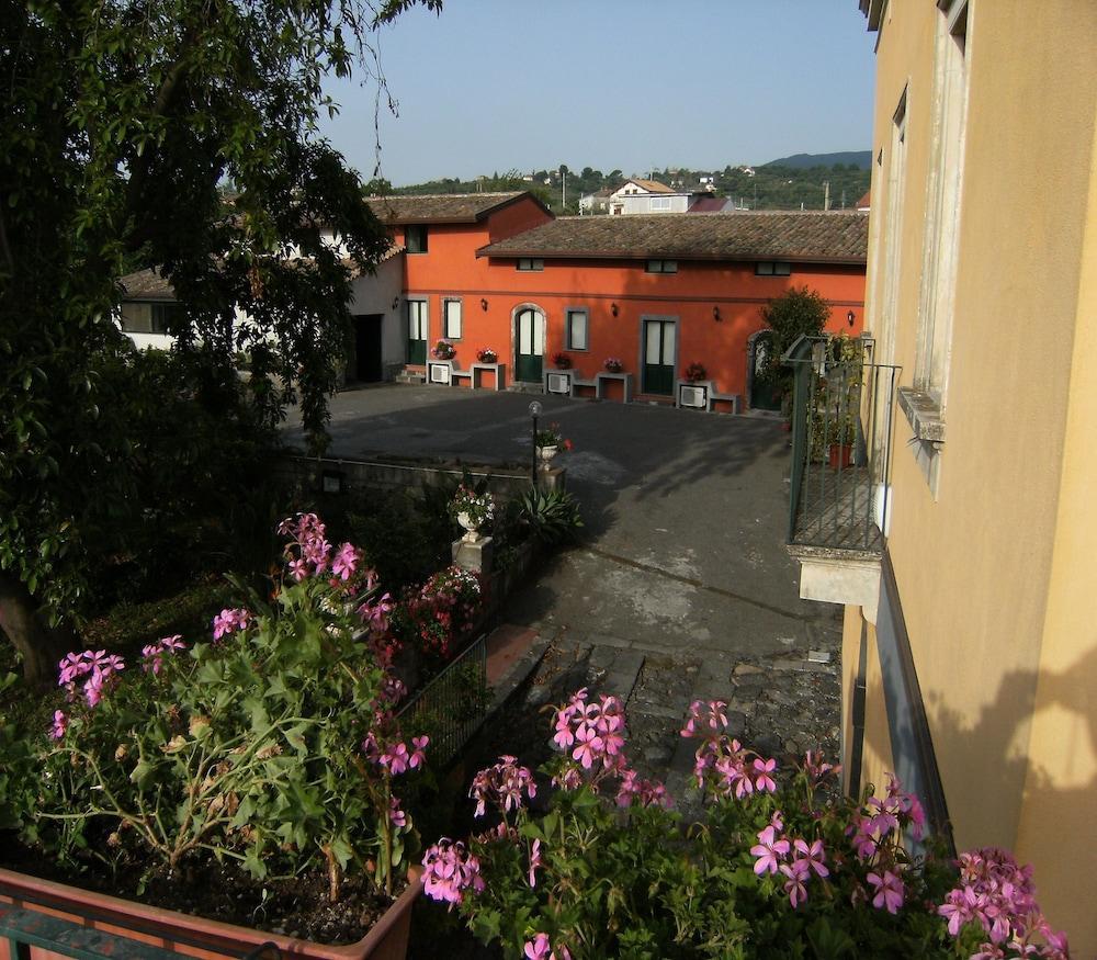 Bed and Breakfast Baglio Delle Rose Giarre Exterior foto