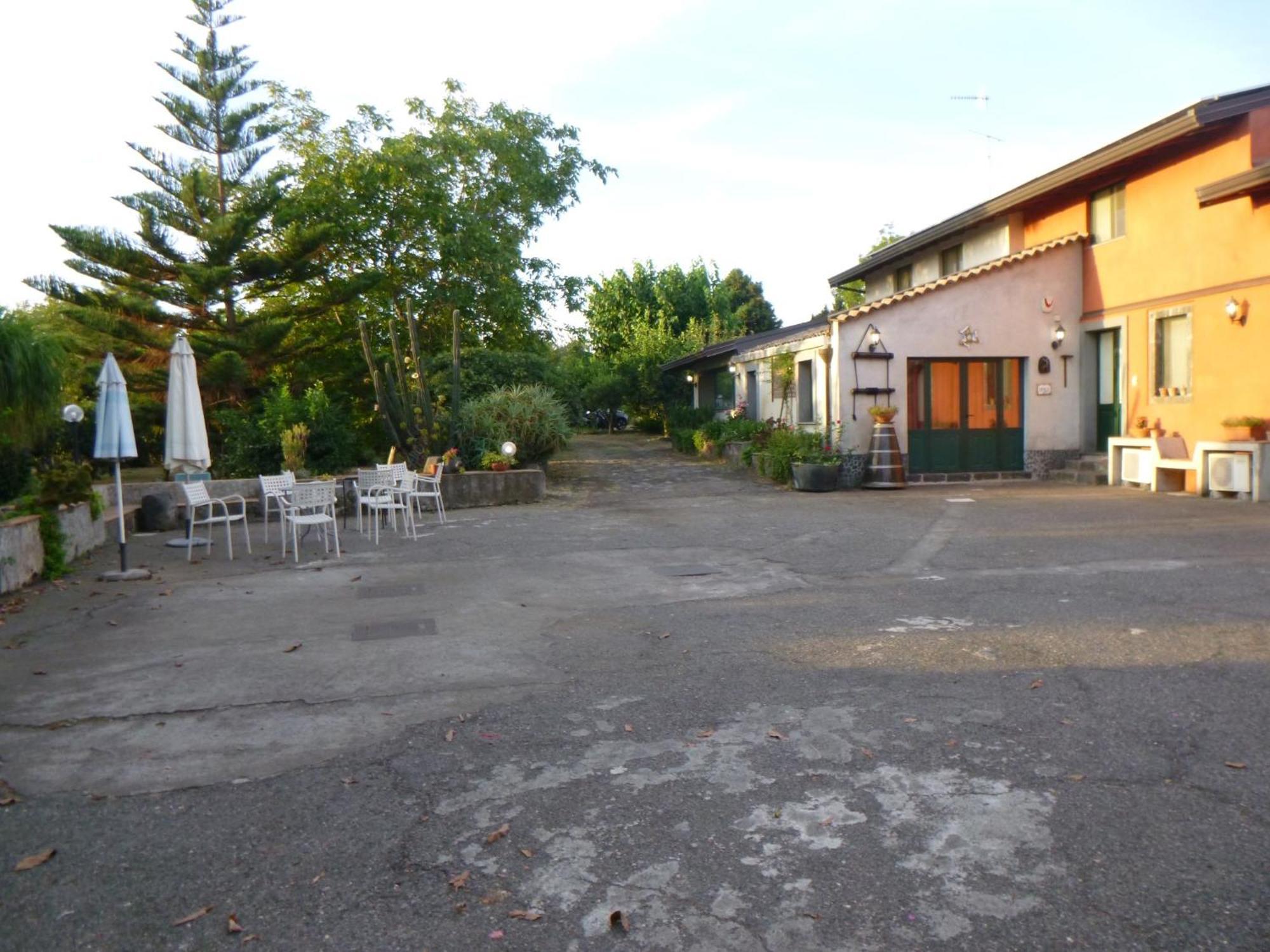 Bed and Breakfast Baglio Delle Rose Giarre Exterior foto