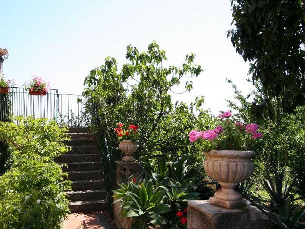 Bed and Breakfast Baglio Delle Rose Giarre Exterior foto